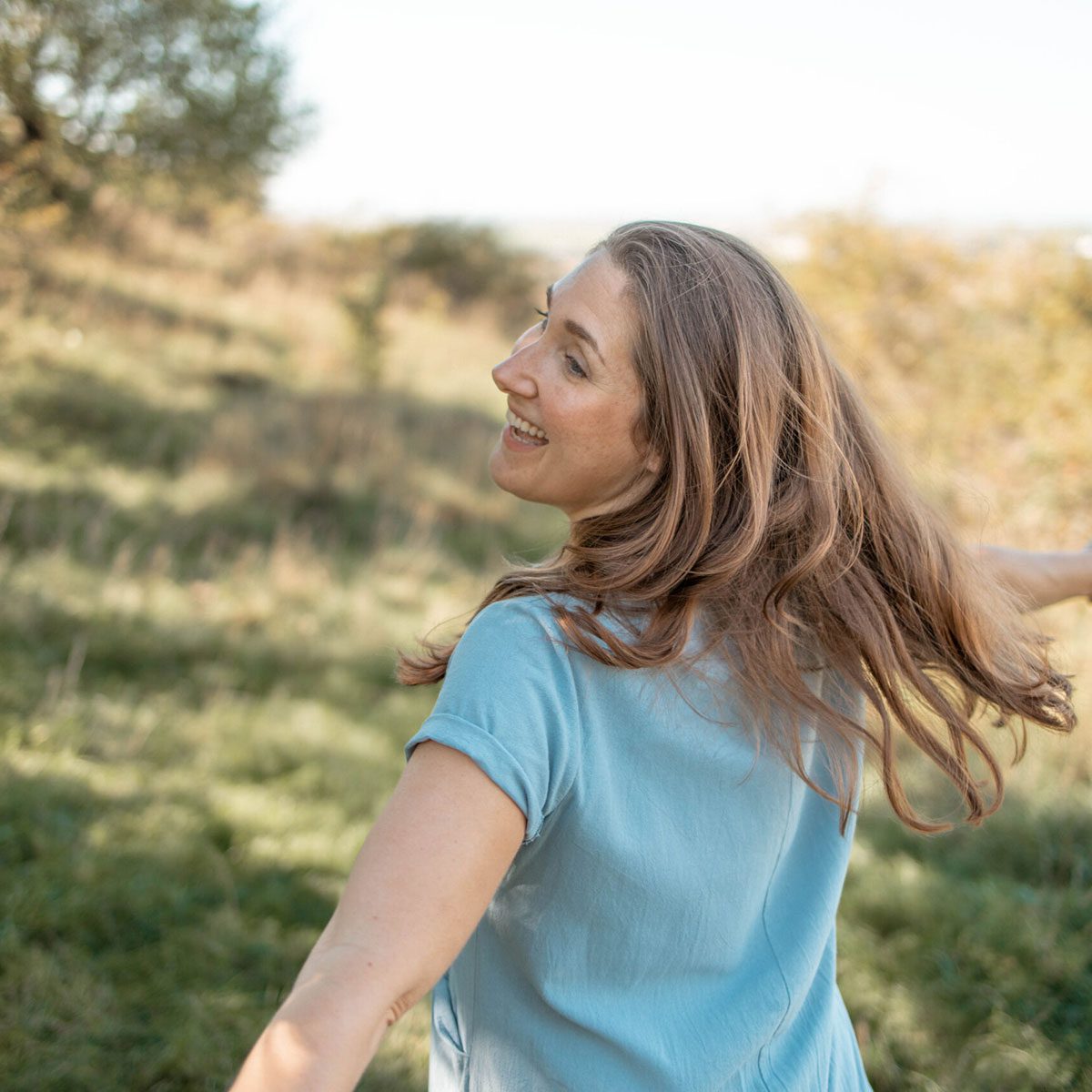 Romina_Outdoor-39-von-141-scaled Romina_Outdoor-39-von-141-scaled